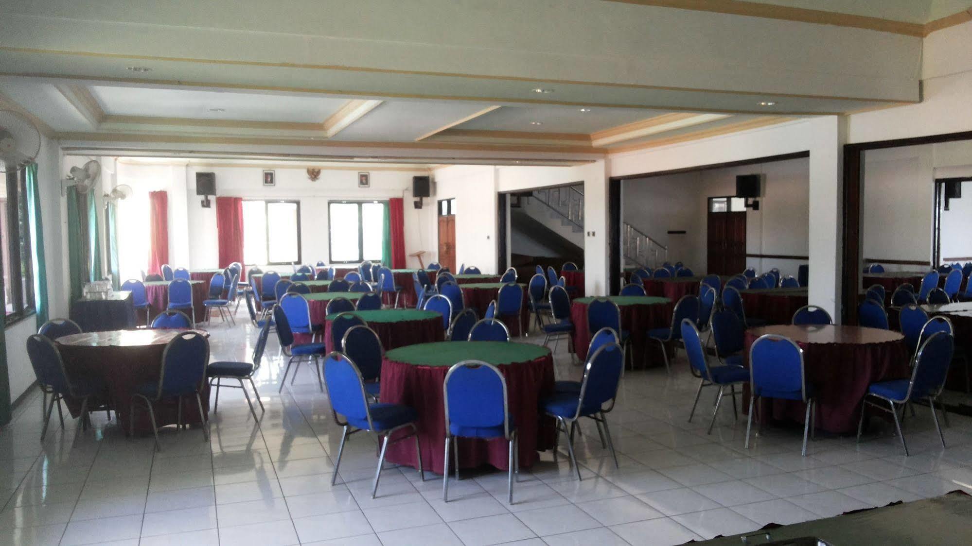 Hotel Surya Indah Batu Malang Extérieur photo