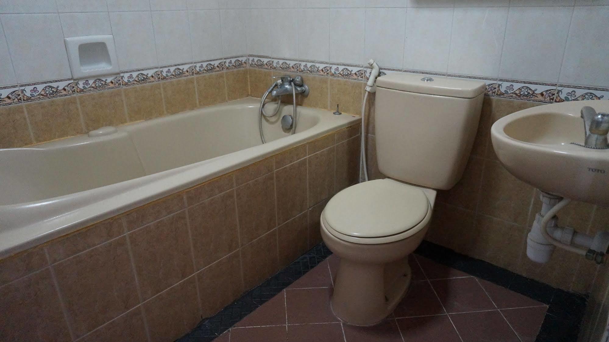 Hotel Surya Indah Batu Malang Extérieur photo