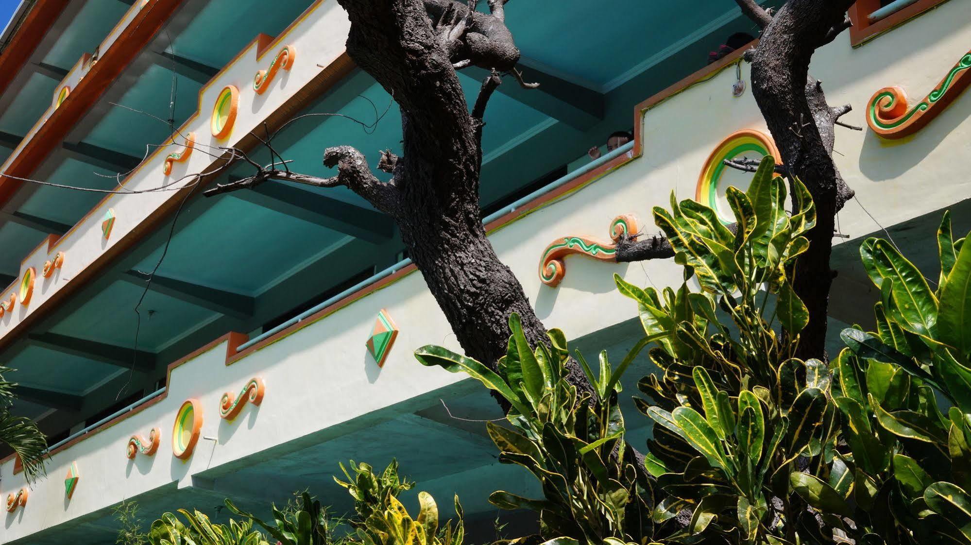 Hotel Surya Indah Batu Malang Extérieur photo